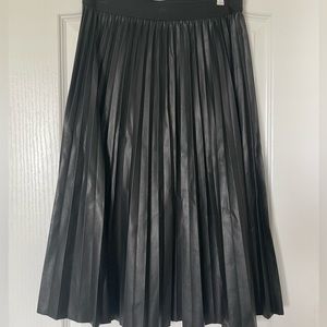 Faux leather skirt